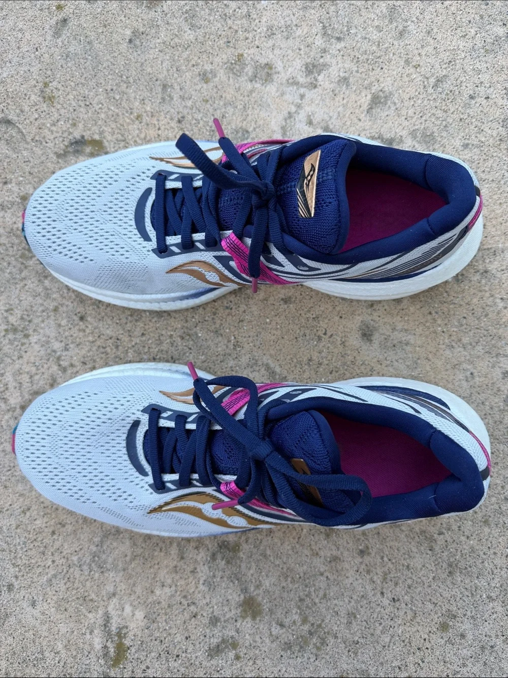 Saucony Women's Triumph 20 Prospect Glass Running Sneakers Size 9.5 - Picture 6 of 9